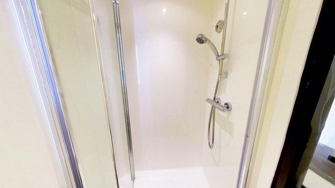 Vibrant Ensuite Rooms, London - Sk Londres Exterior foto